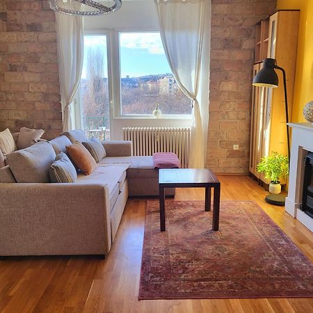 Sunny Panorama Flat Near Castle With Balcony Daire Budapeşte Dış mekan fotoğraf
