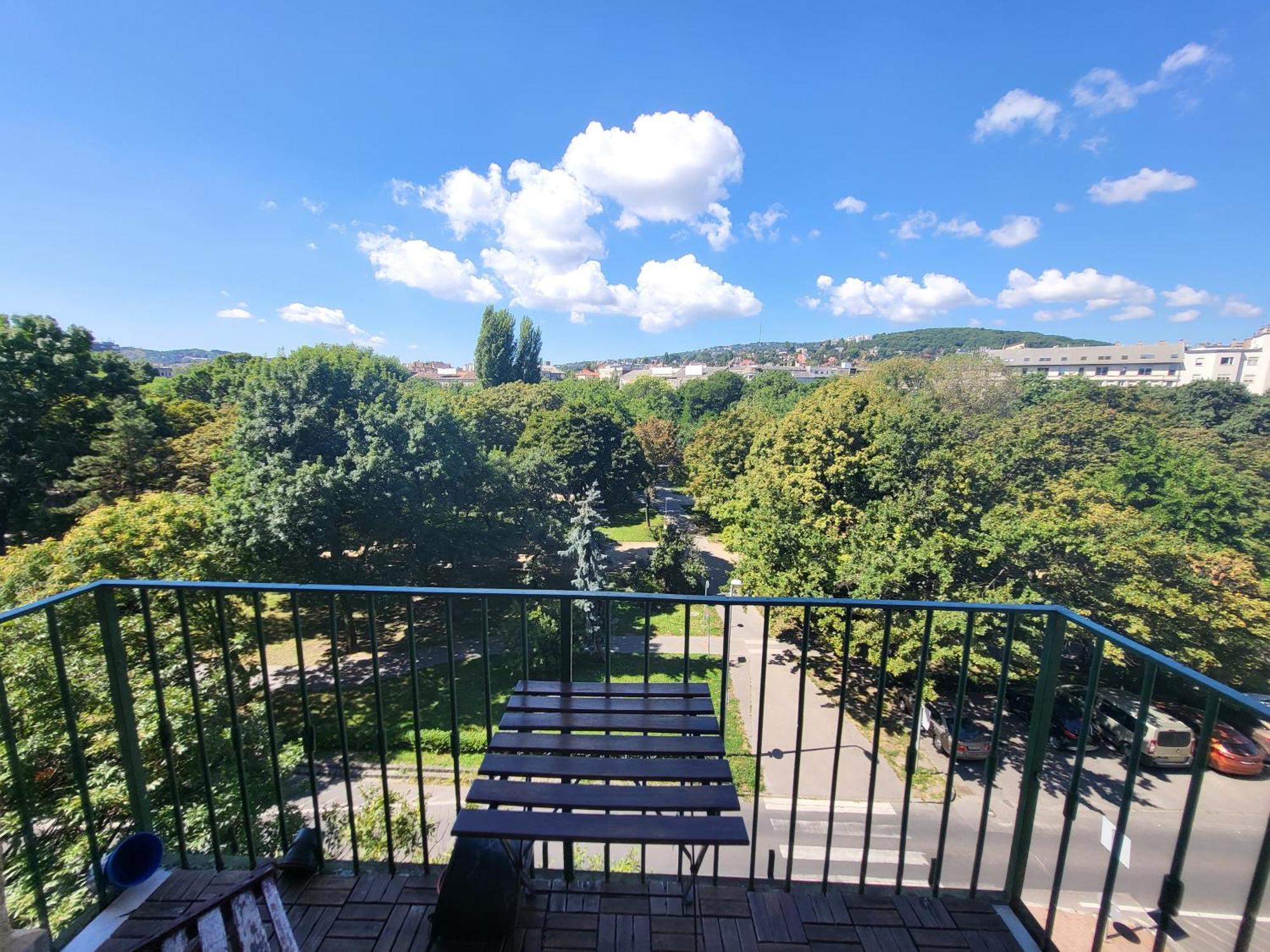 Sunny Panorama Flat Near Castle With Balcony Daire Budapeşte Dış mekan fotoğraf